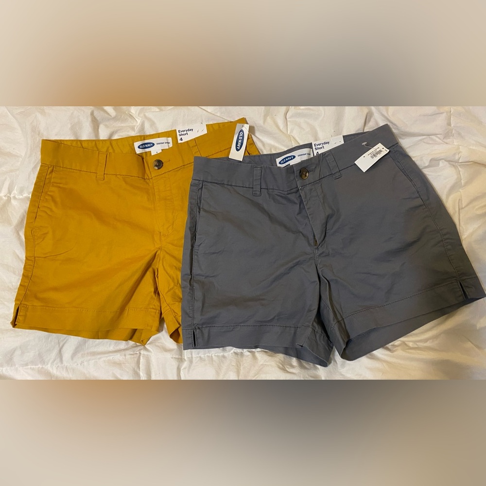 Old Navy Mustard and Gray Everyday Shorts